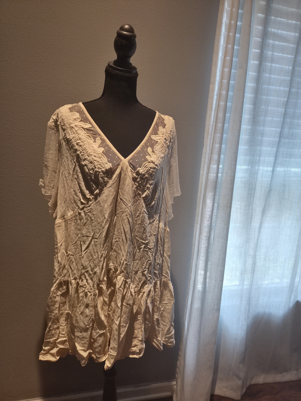 Ivory Short Sleeve V-Neck Mini Dress with Lace Trim